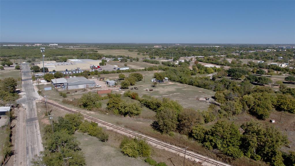 NORTH TREADAWAY - Commercial Sale
