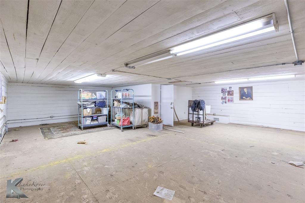 NORTH TREADAWAY - Commercial Sale