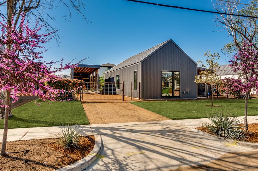 Reuss & Wheeler - Residential