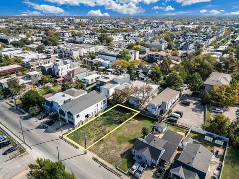 4330 Capitol Avenue Dallas TX 75204