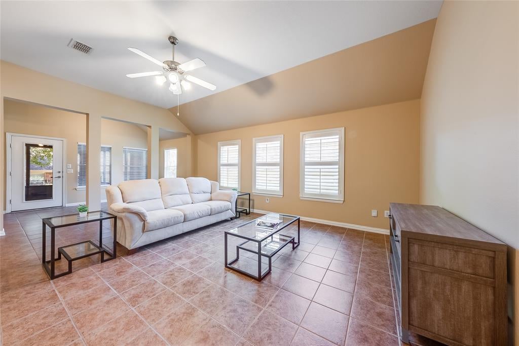 1307 Shinnecock Court