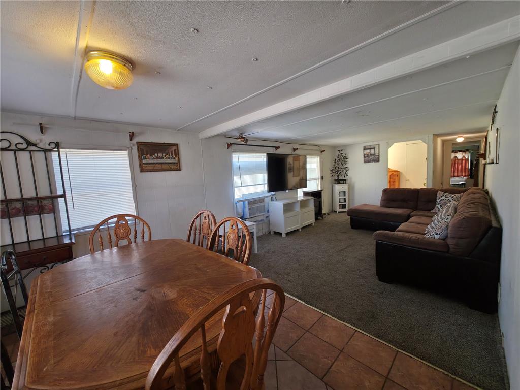 SUNCHASE MEADOWS - Residential