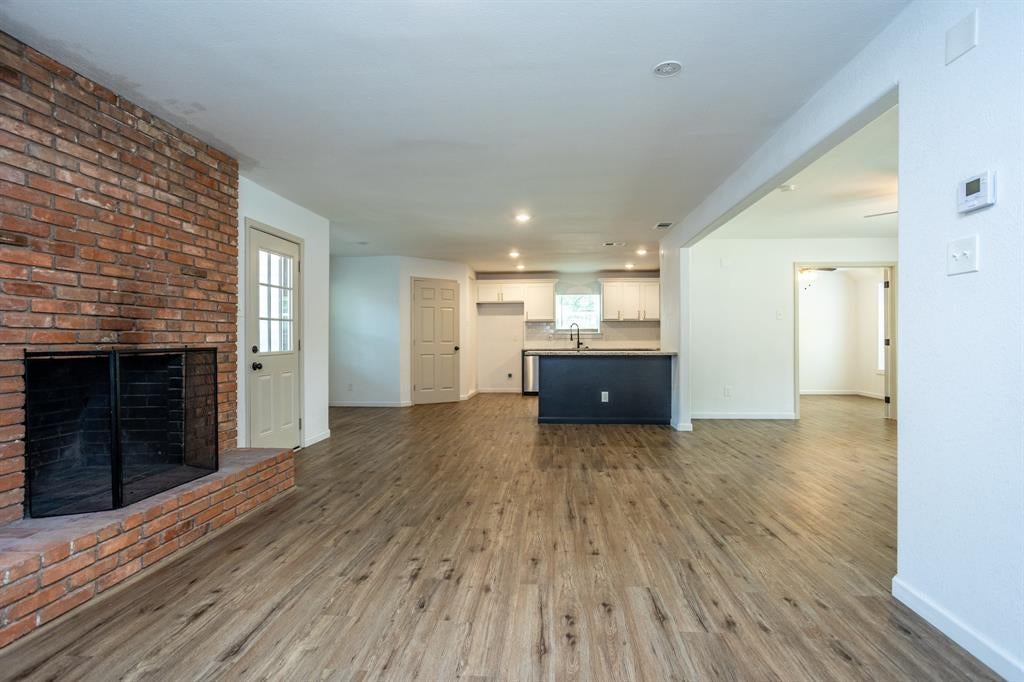 809 Wood River Road