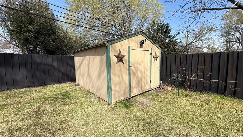 North Side 01 - Residential