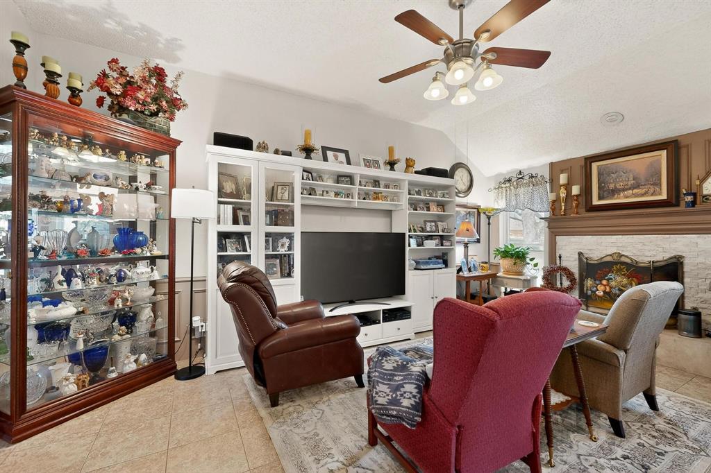 STONE CREEK - Residential