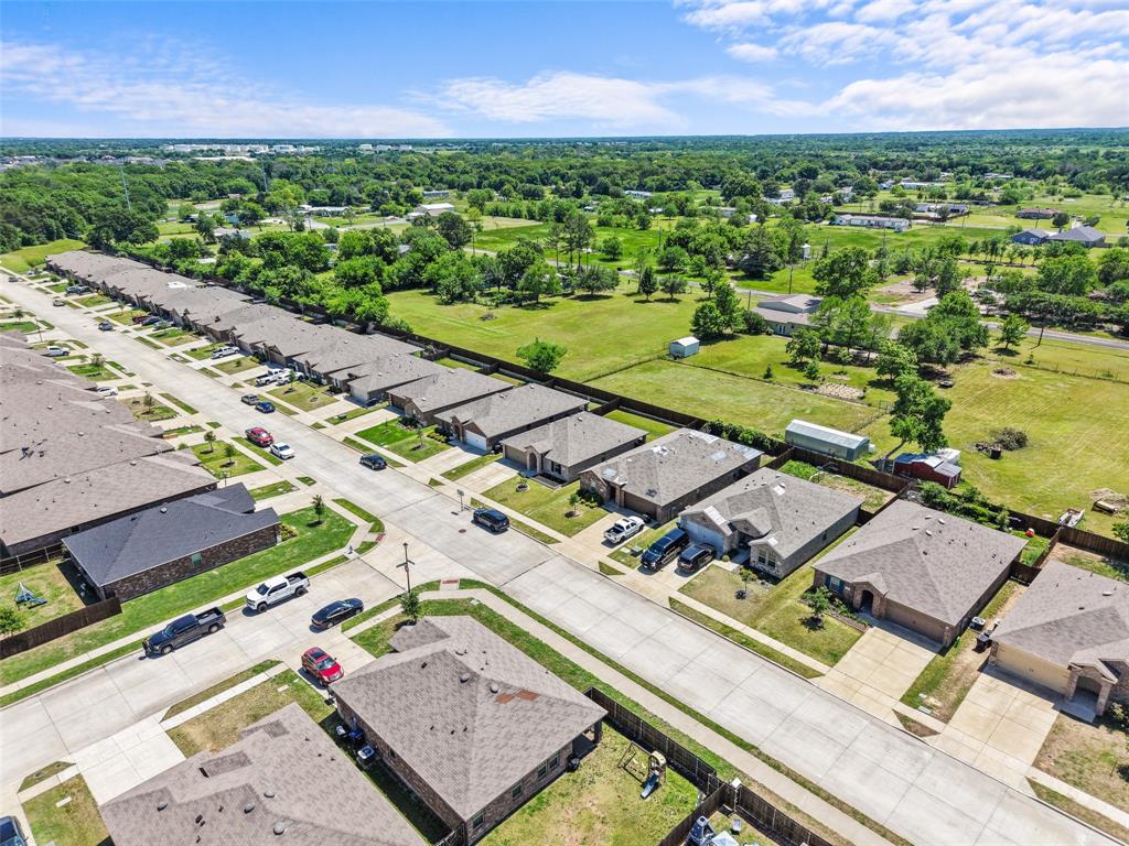 S2388 CADDO DOWNS PH 2 BLK B LOT 101 ACRES .132 - Residential