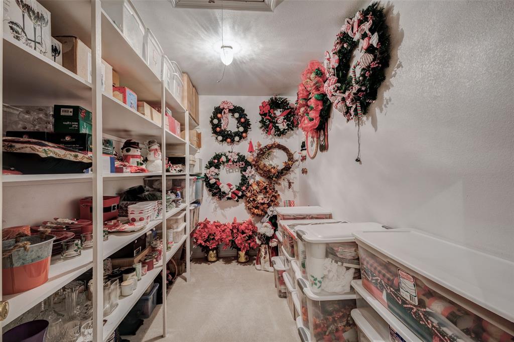 Buffalo Creek Country Club Estate - Residential