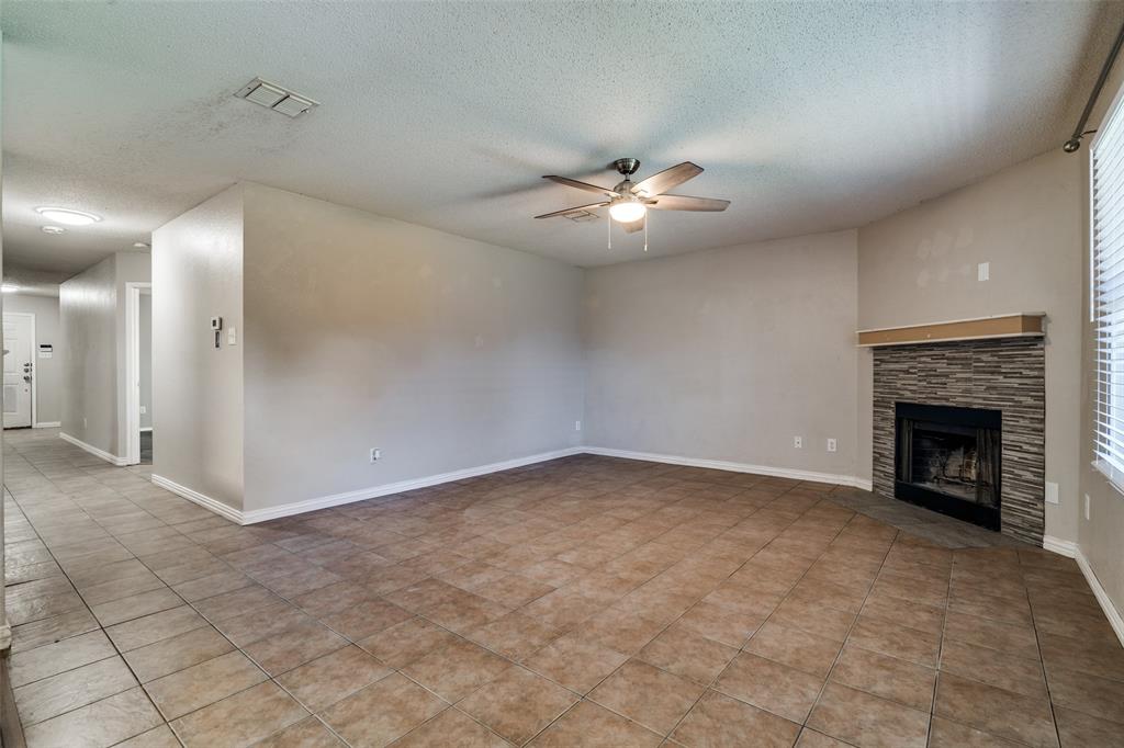 Meadowcreek Estates Ph III - Residential Lease