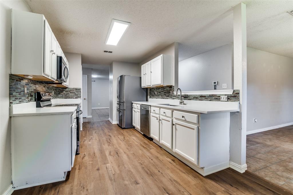 Meadowcreek Estates Ph III - Residential Lease