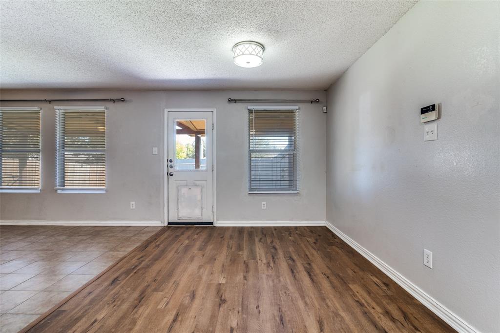 Meadowcreek Estates Ph III - Residential Lease