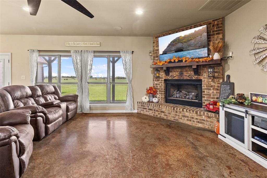 Wm Kizer Surv Tract 3 Abs 589 - Residential