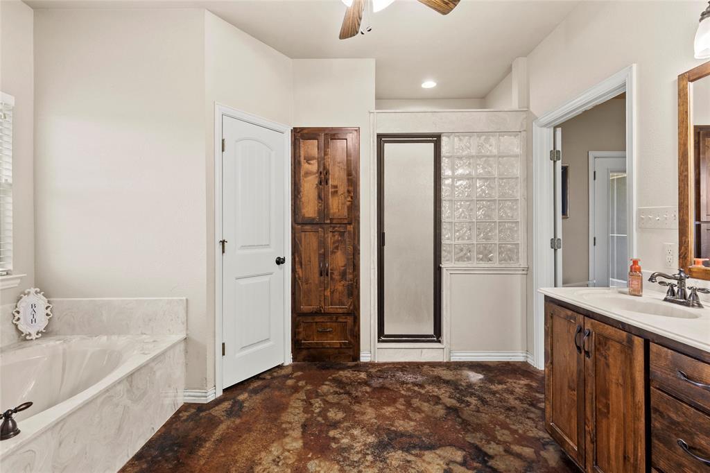 Wm Kizer Surv Tract 3 Abs 589 - Residential