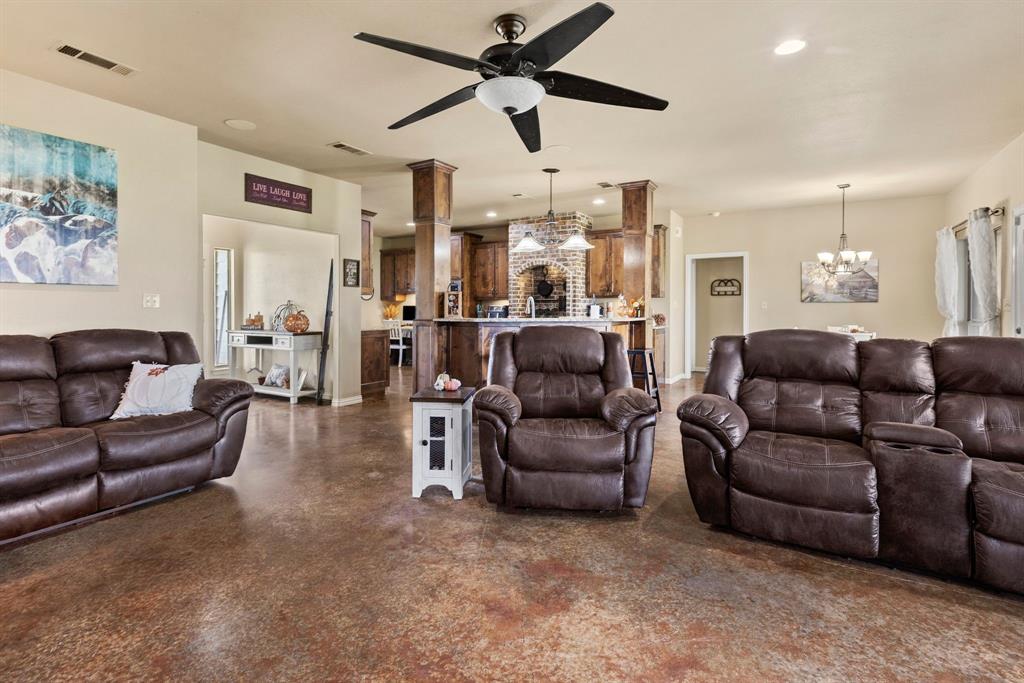 Wm Kizer Surv Tract 3 Abs 589 - Residential