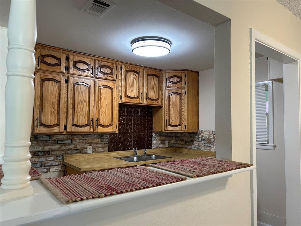 North Jarvis Heights - Residential