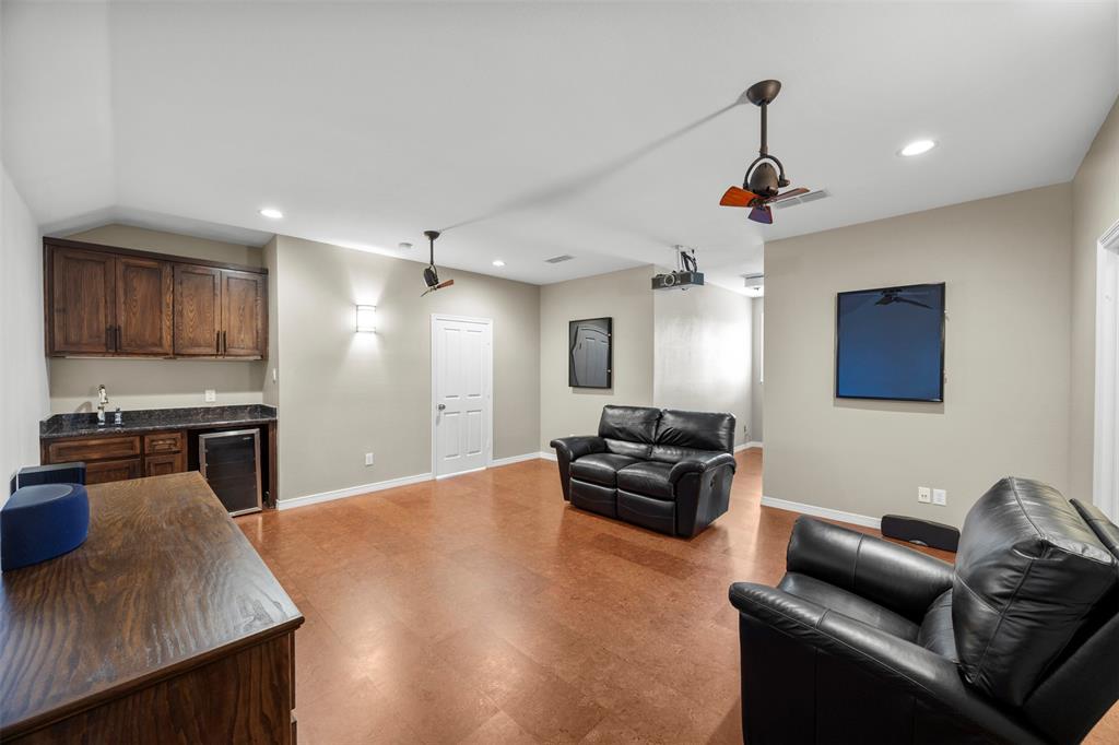 J Roberts - Residential