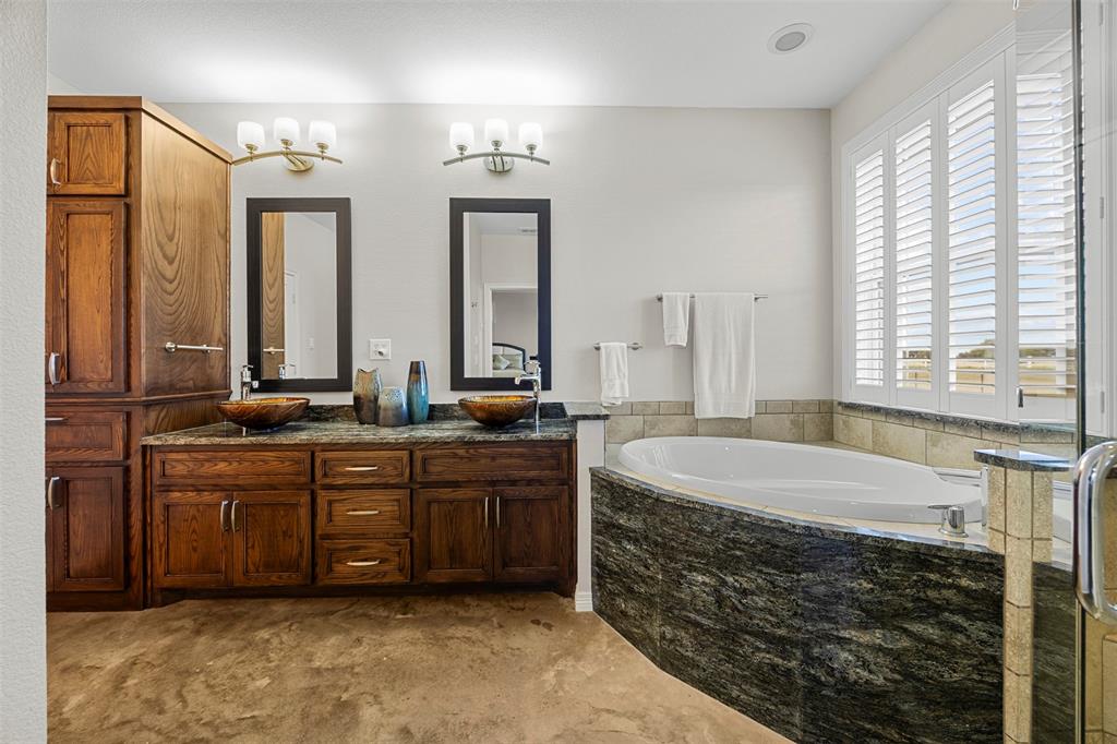 J Roberts - Residential