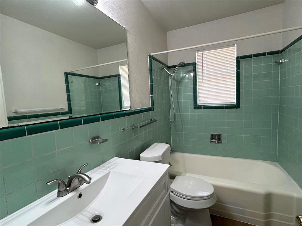 Club Oaks 01 - Residential
