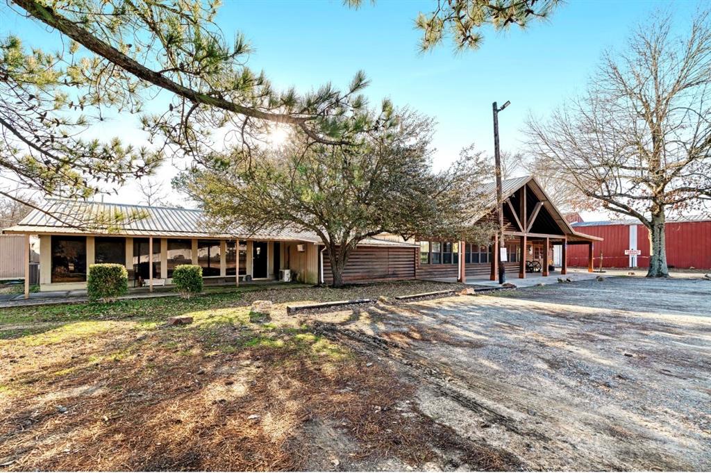 9786 US Highway 271 N