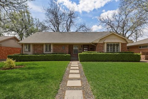 6338 Town Hill Lane Dallas TX 75214