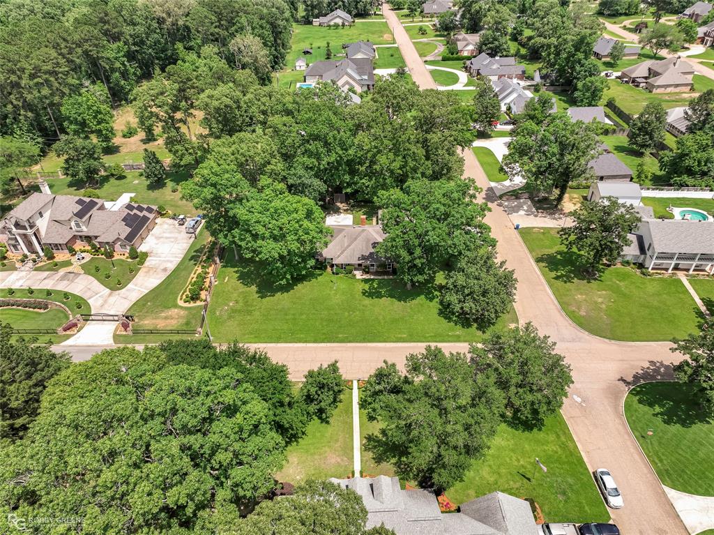 1001 Ridgewood Circle