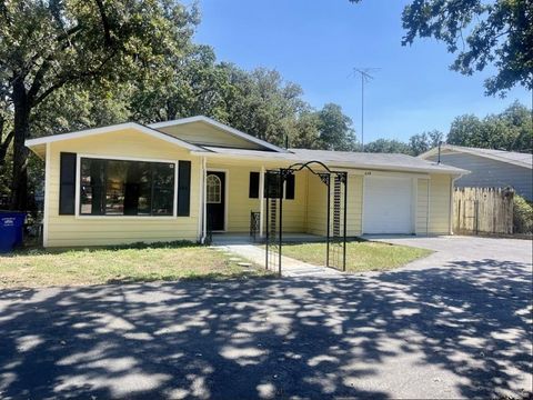 110 N Dick Price Road Kennedale TX 76060