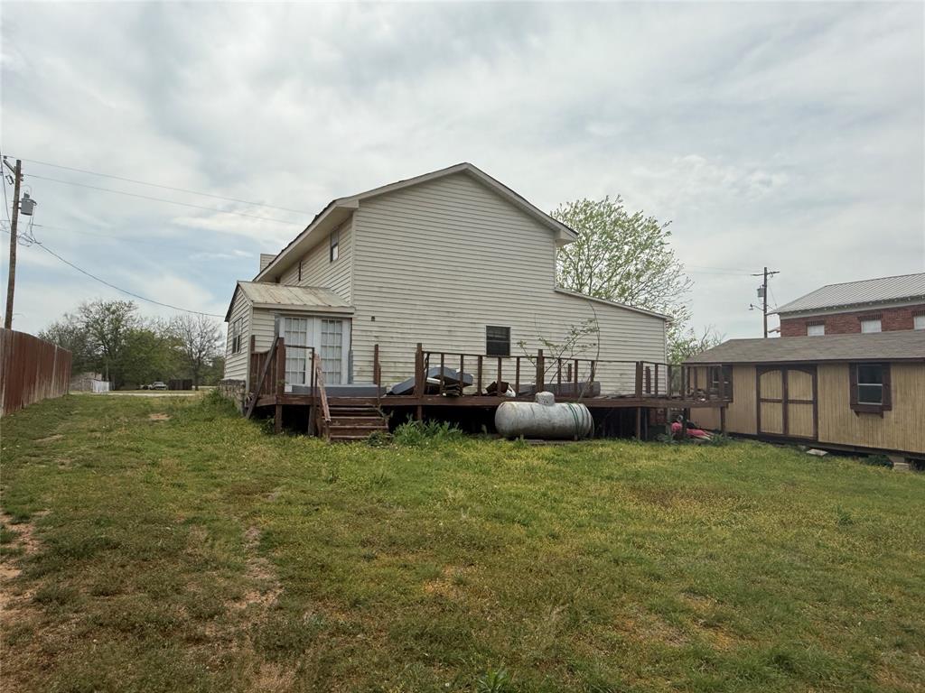309 E Housley Street