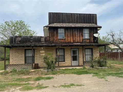 309 E Housley Street Strawn TX 76475