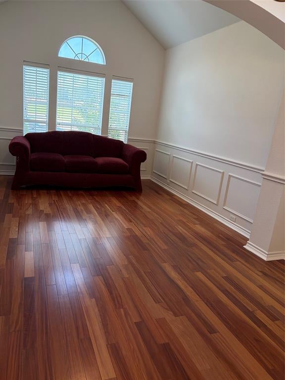 404 Belmont Court