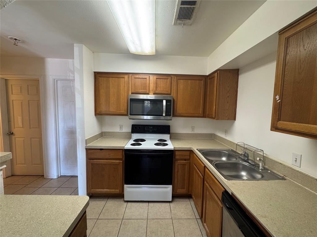 9817 Walnut Street 107