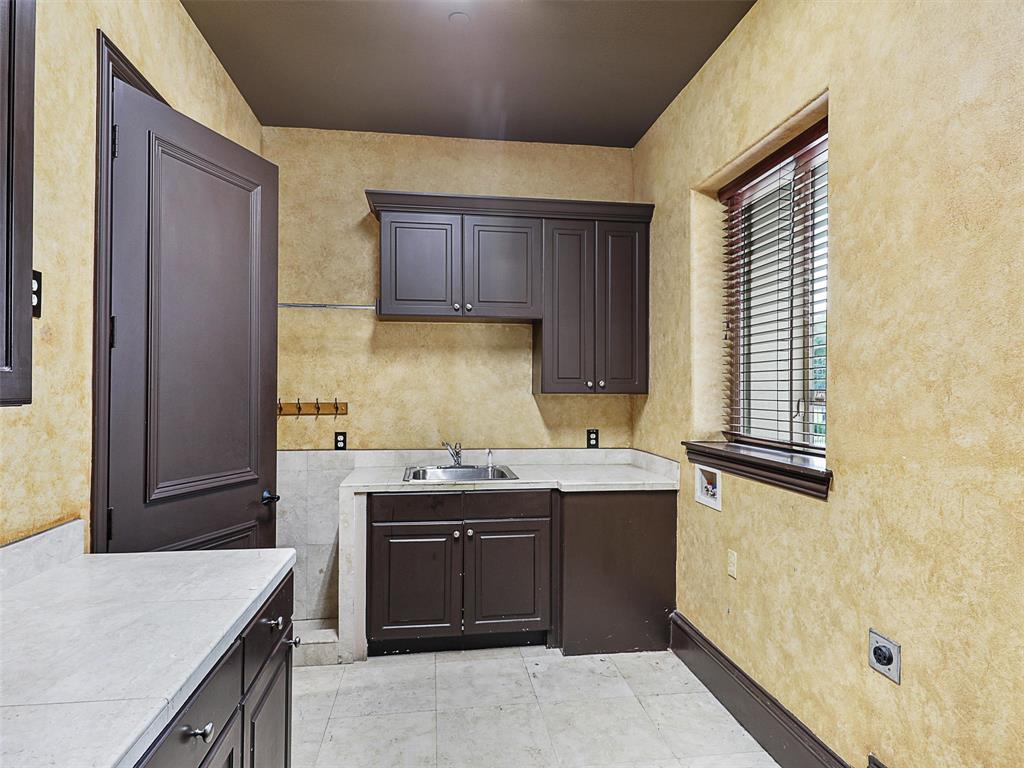 Red Wolf Estate - Residential