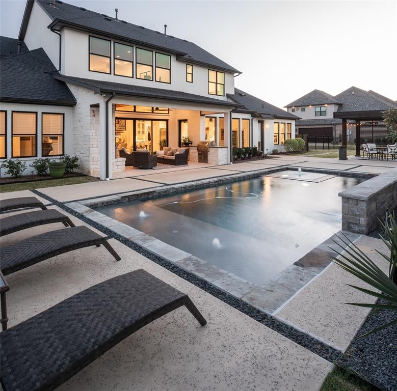 313 Knights Trail