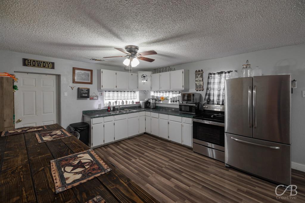 609 N 4th Street W