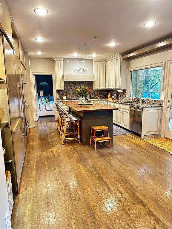 9027 Guernsey Lane