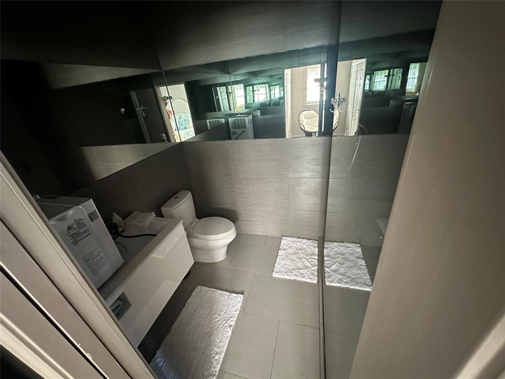 Lansdovvne Estates 2nd Instl - Residential