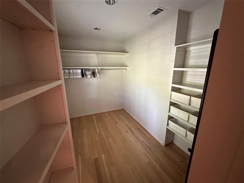 Lansdovvne Estates 2nd Instl - Residential