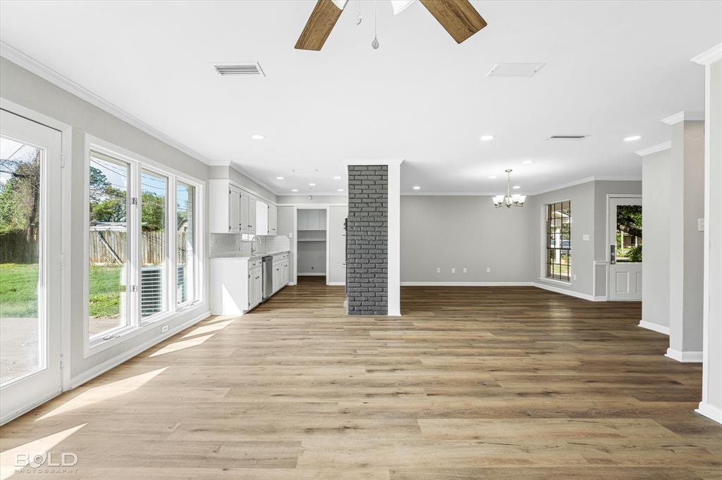 Shreveport, Louisiana 71115, United States, 3 Bedrooms Bedrooms, ,2 BathroomsBathrooms,Residential,Contingent,107214