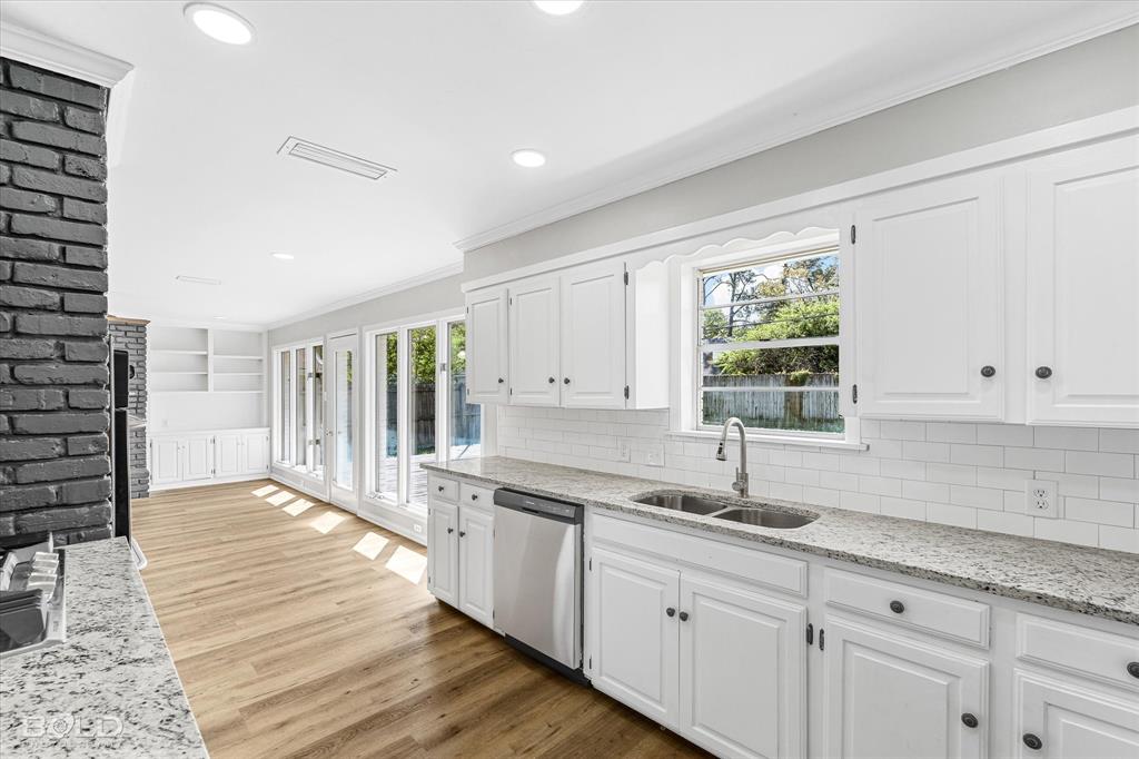 Shreveport, Louisiana 71115, United States, 3 Bedrooms Bedrooms, ,2 BathroomsBathrooms,Residential,Contingent,107214