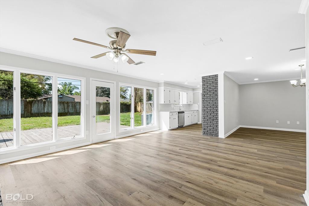 Shreveport, Louisiana 71115, United States, 3 Bedrooms Bedrooms, ,2 BathroomsBathrooms,Residential,Contingent,107214