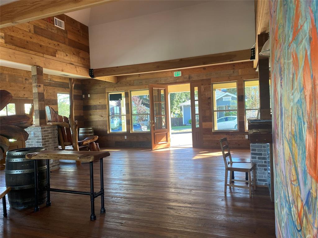 Hillside - Commercial Lease