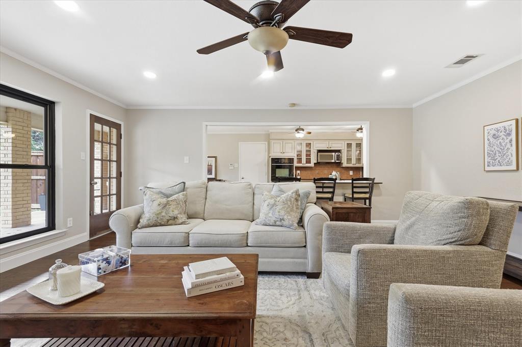 Ridglea Country Club Estate - Residential