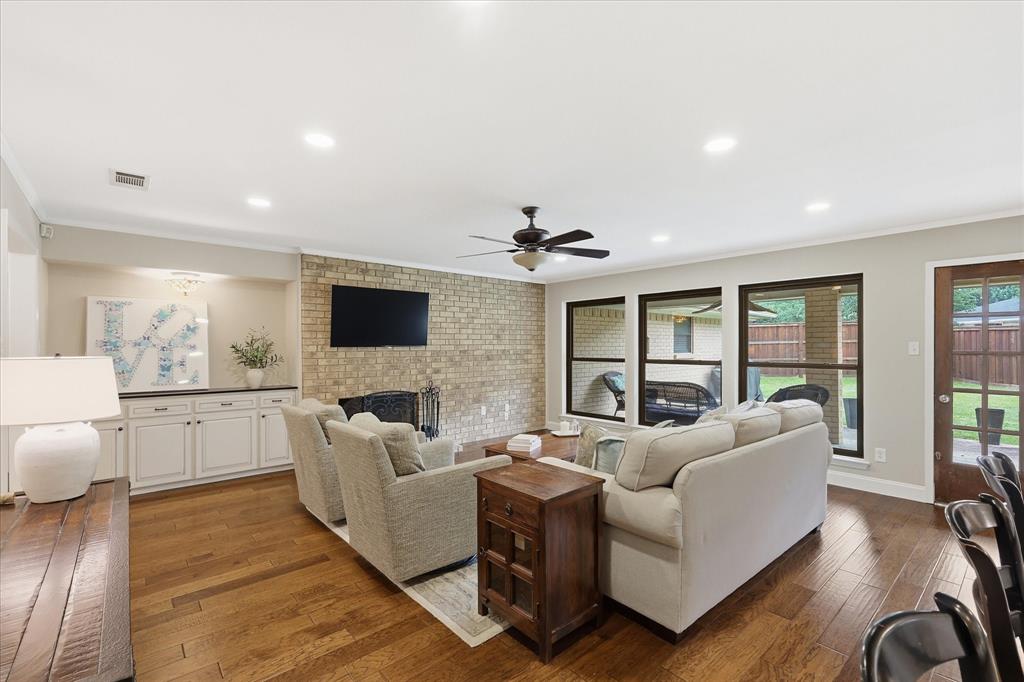 Ridglea Country Club Estate - Residential
