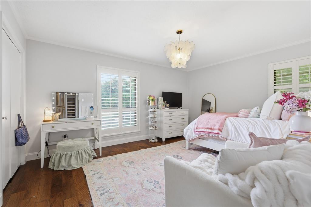 Ridglea Country Club Estate - Residential