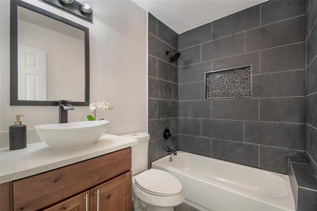 BLK 6970 TR 16 ACS 1.06 SS GLADIOLUS LANE - Residential