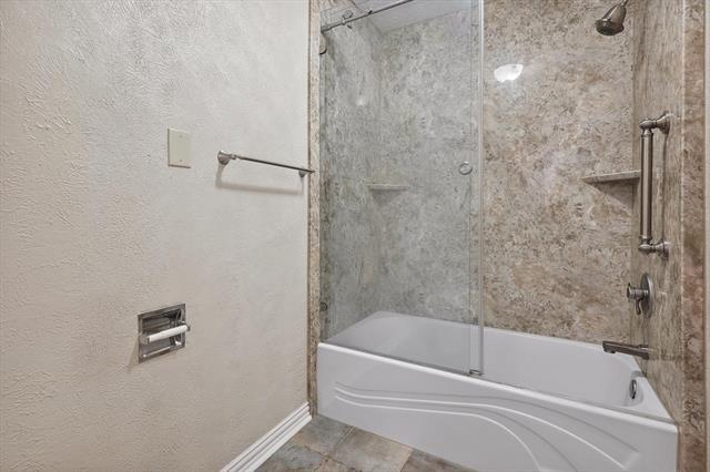 Lewisville Valley 3 - Residential Lease