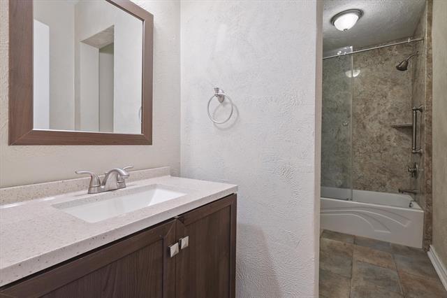 Lewisville Valley 3 - Residential Lease