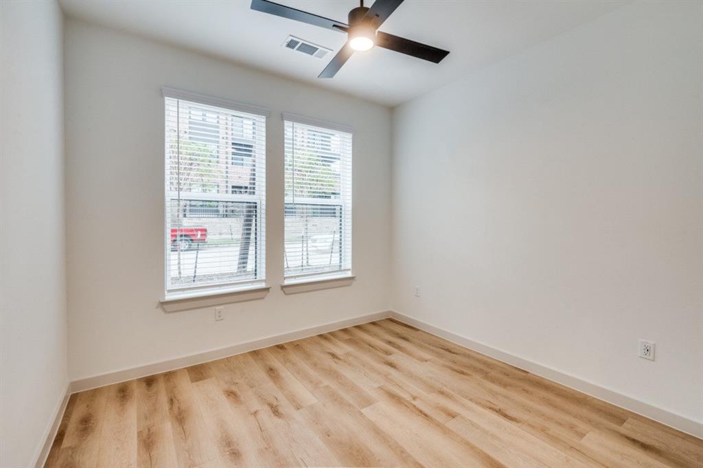 Oak Cliff Original Town Of - Residential Lease