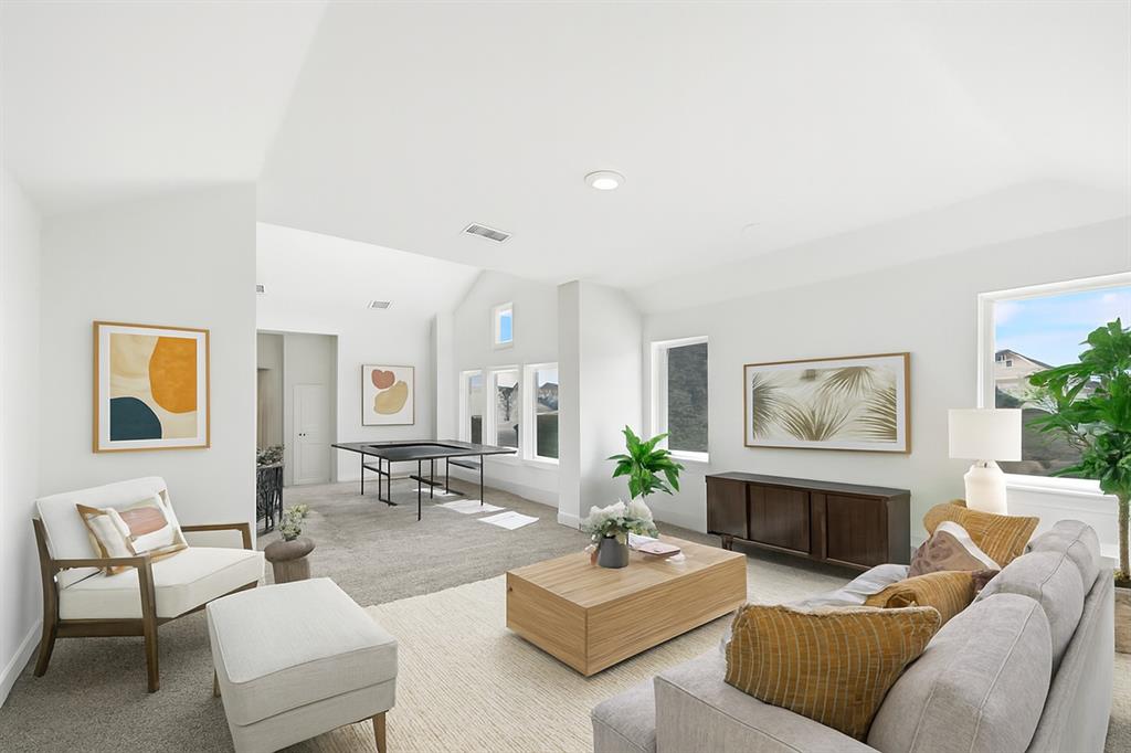 Breezy Hill. Ph 11 - Residential