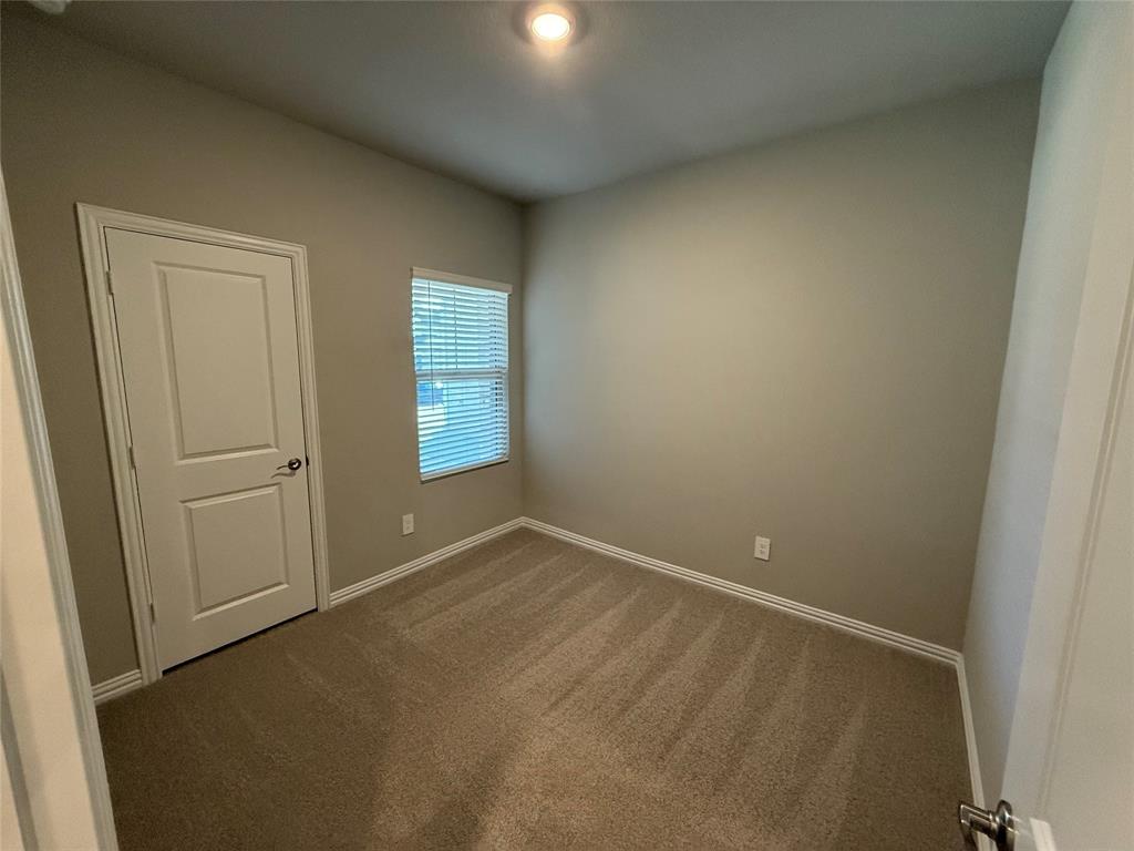 SIMPSON CROSSING PHASE 4 - Residential Lease