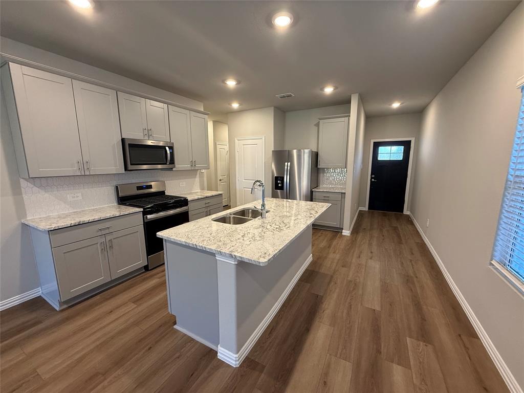 SIMPSON CROSSING PHASE 4 - Residential Lease