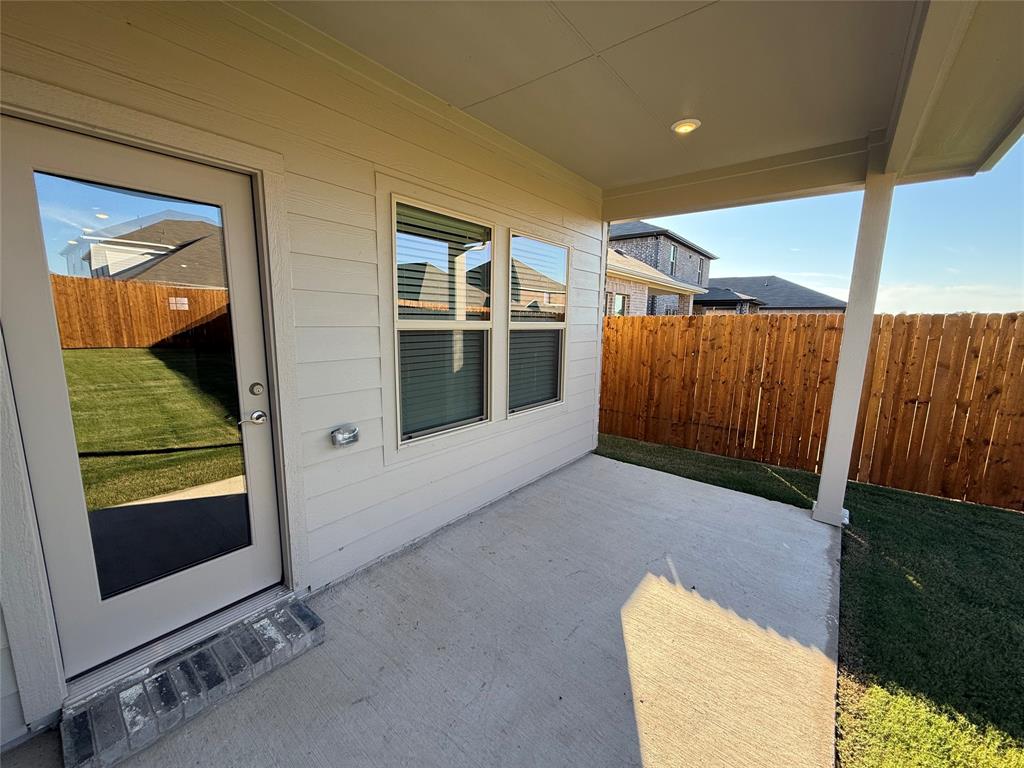 SIMPSON CROSSING PHASE 4 - Residential Lease